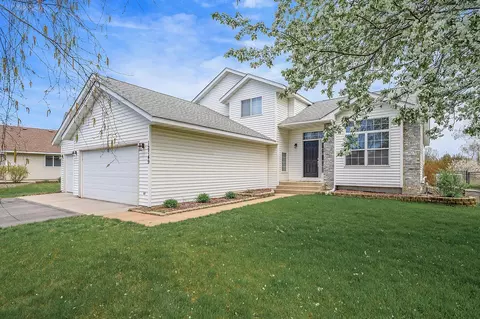 12749 Independence Ave, Savage, MN 55378