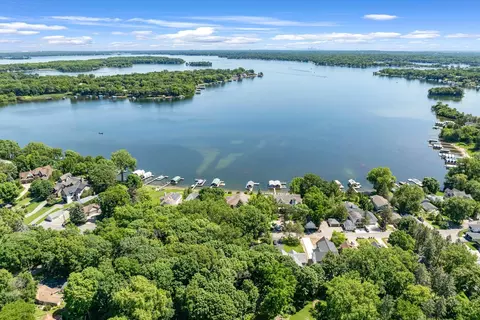 100 Mound Ave, Tonka Bay, MN 55331 photo 42