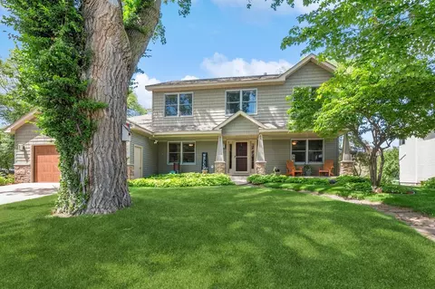 5891 Hamline Ave N, Shoreview, MN 55126