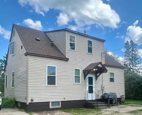 1023 Gary St, Calumet, MN 55716