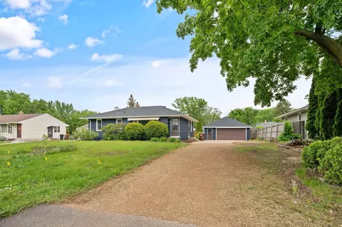 78 Mcclelland St N, Maplewood, MN 55119