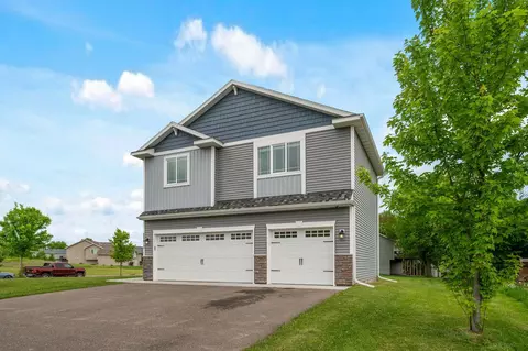 25617 10th St W, Zimmerman, MN 55398