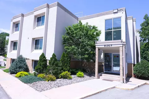 521 19th St NW #35, Rochester, MN 55901