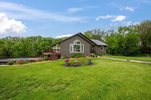 16761 Hall Ave, Nerstrand, MN 55053 photo 2