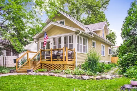 1740 James Ave, Saint Paul, MN 55105