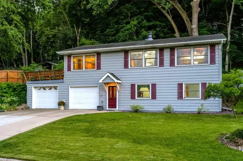 15 Sunrise Dr, New Ulm, MN 56073