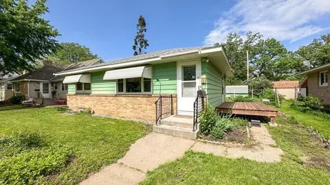 506 Wilson Ave NE, Saint Cloud, MN 56304