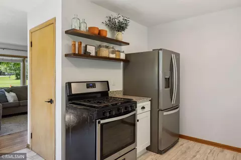 1508 E 86th St, Bloomington, MN 55425 photo 9