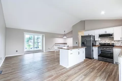 14209 Dearborn Path, Rosemount, MN 55068 photo 9