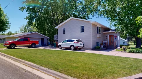 514 Pilot St, Albert Lea, MN 56007