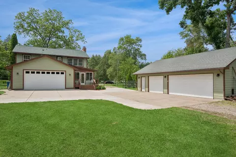 3623 Farmington Rd, Minnetonka, MN 55305