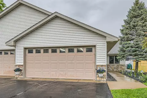 305 Evergreen Dr, Somerset, WI 54025