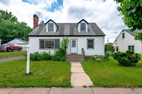 1141 Western Ave N, Saint Paul, MN 55117
