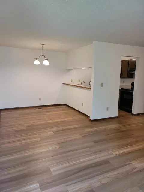 4512 Cinnamon Ridge Trl #A, Eagan, MN 55122 photo 6