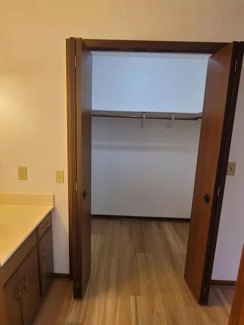 4512 Cinnamon Ridge Trl #A, Eagan, MN 55122 photo 18