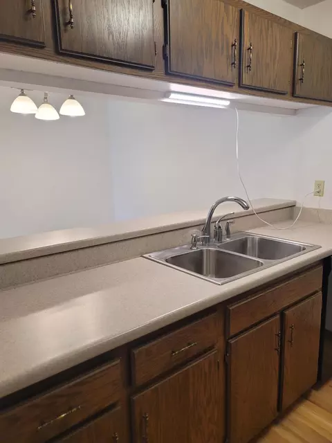 4512 Cinnamon Ridge Trl #A, Eagan, MN 55122 photo 9