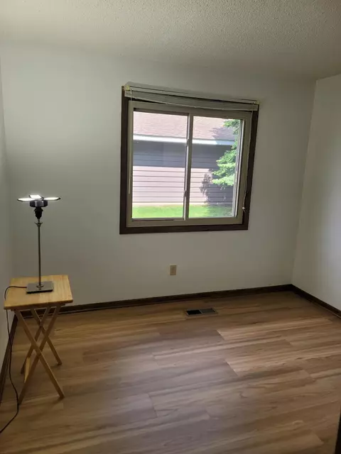 4512 Cinnamon Ridge Trl #A, Eagan, MN 55122 photo 22