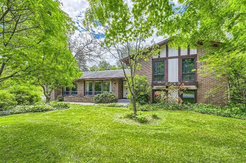 2249 Mississippi St, New Brighton, MN 55112