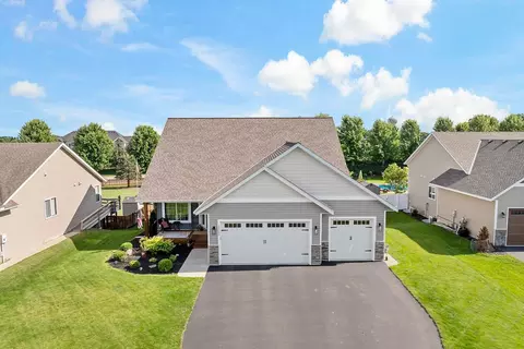19363 Century Ct, Empire, MN 55024