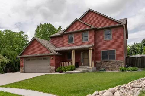 459 Manorwoods Ln NW, Rochester, MN 55901