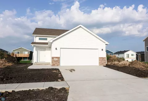 6737 Samuel Dr, Horace, ND 58047