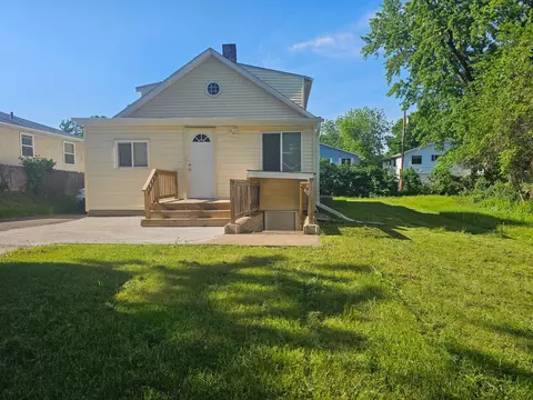 1512 Case Ave, Saint Paul, MN 55106