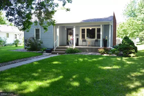 1603 Ives Ave N, Glencoe, MN 55336