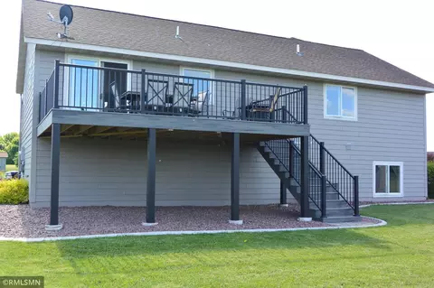 218 Edgewood Dr S, Glencoe, MN 55336 photo 3