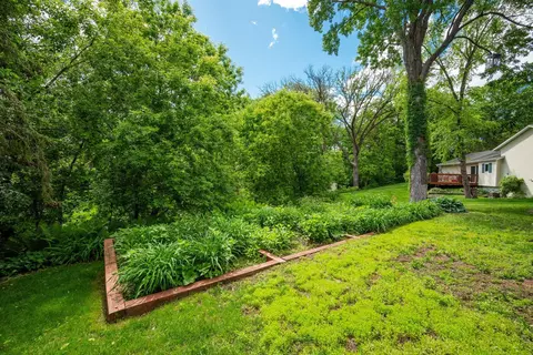 1733 Nokia Way, Eagan, MN 55122 photo 20