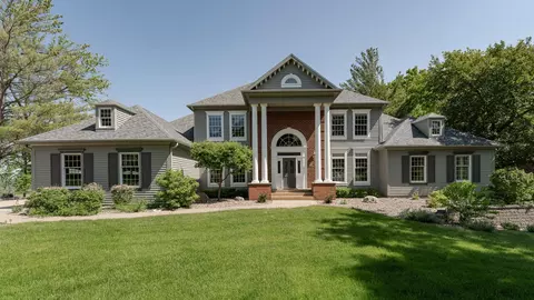 3223 Fox Hollow Ct SW, Rochester, MN 55902
