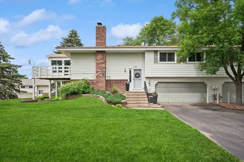 10451 Decatur Cir, Bloomington, MN 55438