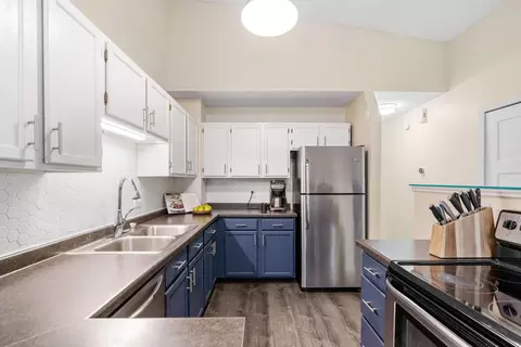 1336 Windcrest Ave, Eagan, MN 55123 photo 9