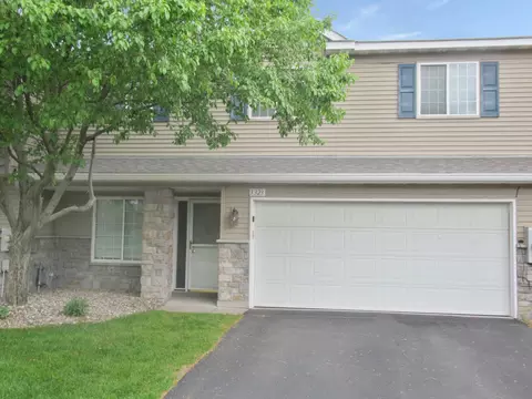 3323 Jansen Way, Vadnais Heights, MN 55127