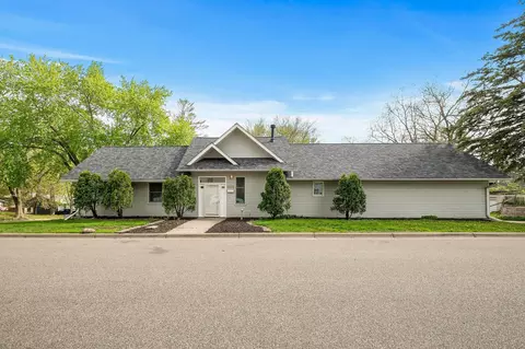 3257 Grimes Ave N, Robbinsdale, MN 55422