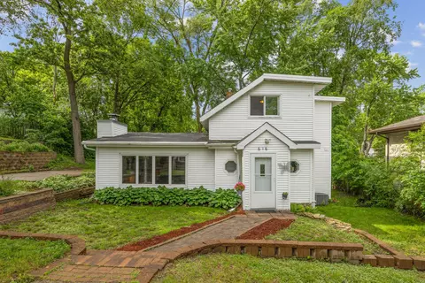 616 47th Ave NE, Columbia Heights, MN 55421