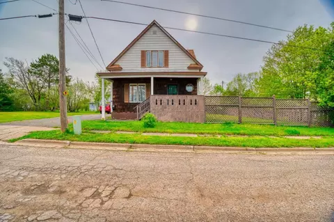 16 N 12 St E, Aurora, MN 55705