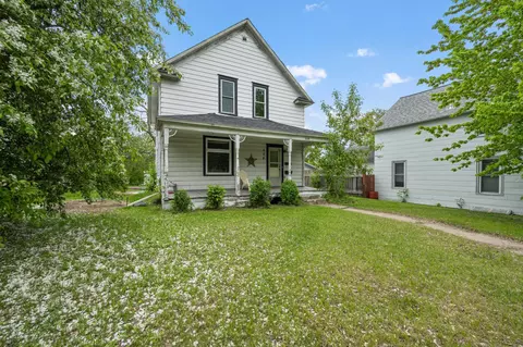 624 NW 3rd Ave, Grand Rapids, MN 55744