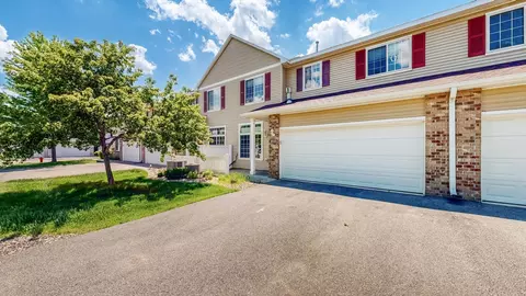 2835 Agate Pl NW, Rochester, MN 55901
