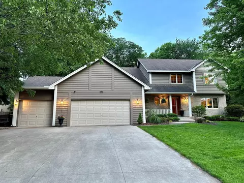 10450 170th St W, Lakeville, MN 55044