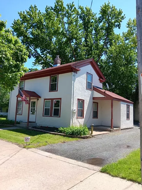 504 N Cascade St, Osceola, WI 54020