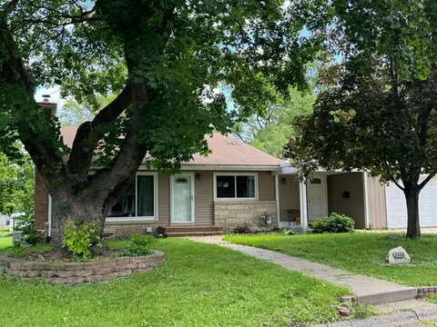 1111 Walnut St, Hastings, MN 55033