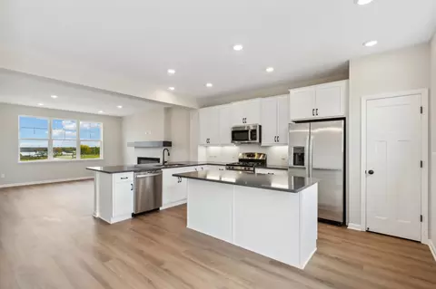 8628 London Cir NE #B, Blaine, MN 55449