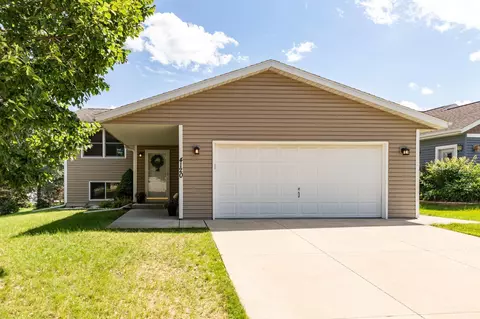 4120 Valley Dr NW, Rochester, MN 55901