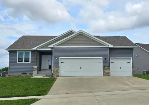 316 Luella Pl NE, Stewartville, MN 55976