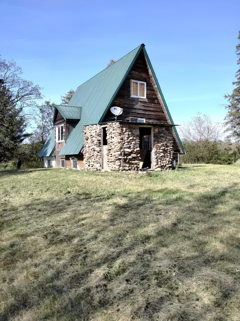 22254 Bear Rd, Hinckley, MN 55037