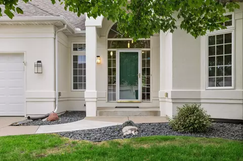 16620 Irwindale Way, Lakeville, MN 55044