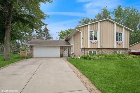 15649 Heywood Way, Apple Valley, MN 55124