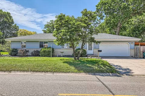4920 Stinson Blvd NE, Columbia Heights, MN 55421