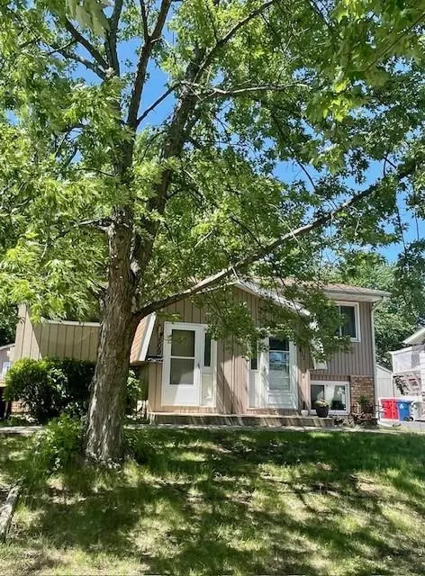 4609 13th Ave NW, Rochester, MN 55901