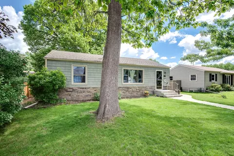 4742 Zane Ave N, Crystal, MN 55429